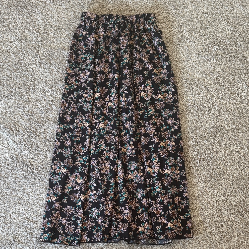 Floral Black Maxi Skirt- Small